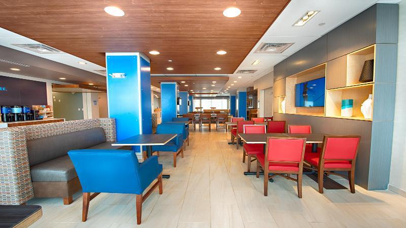 Express & Southwest Galleria Area By Ihg 3*